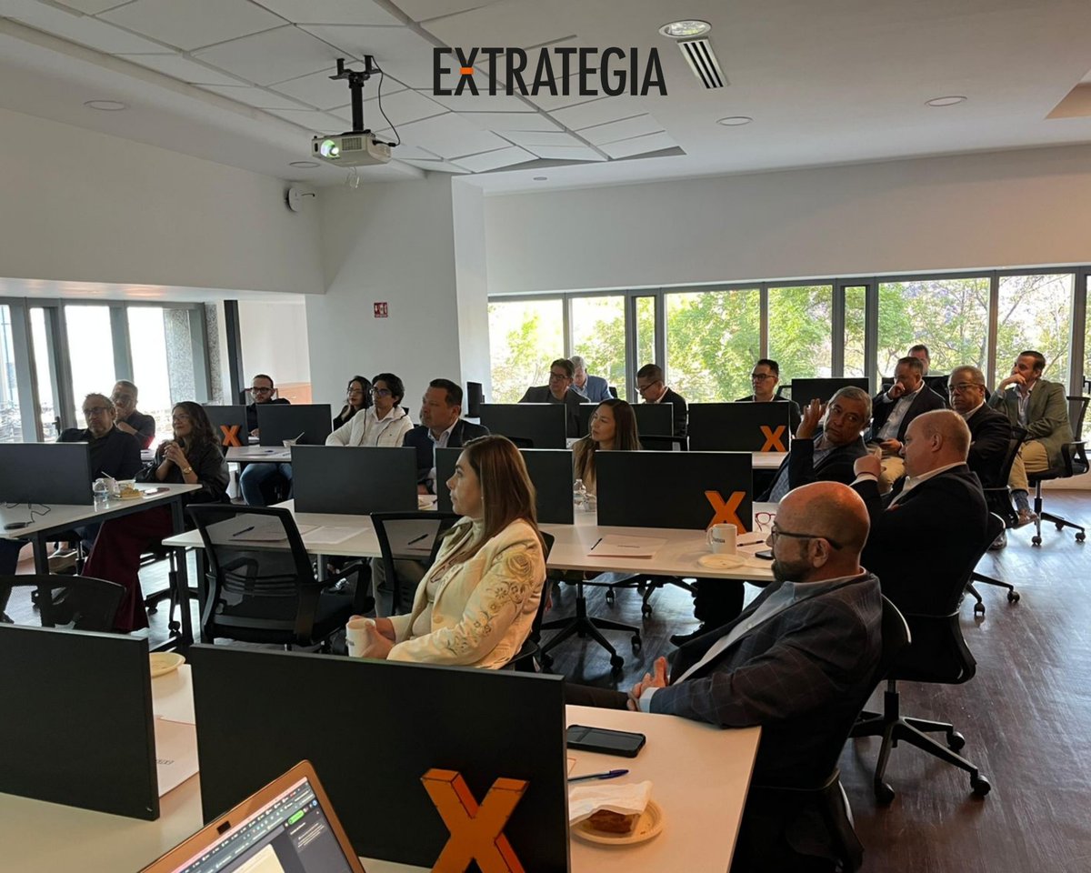 Extrategia tweet media