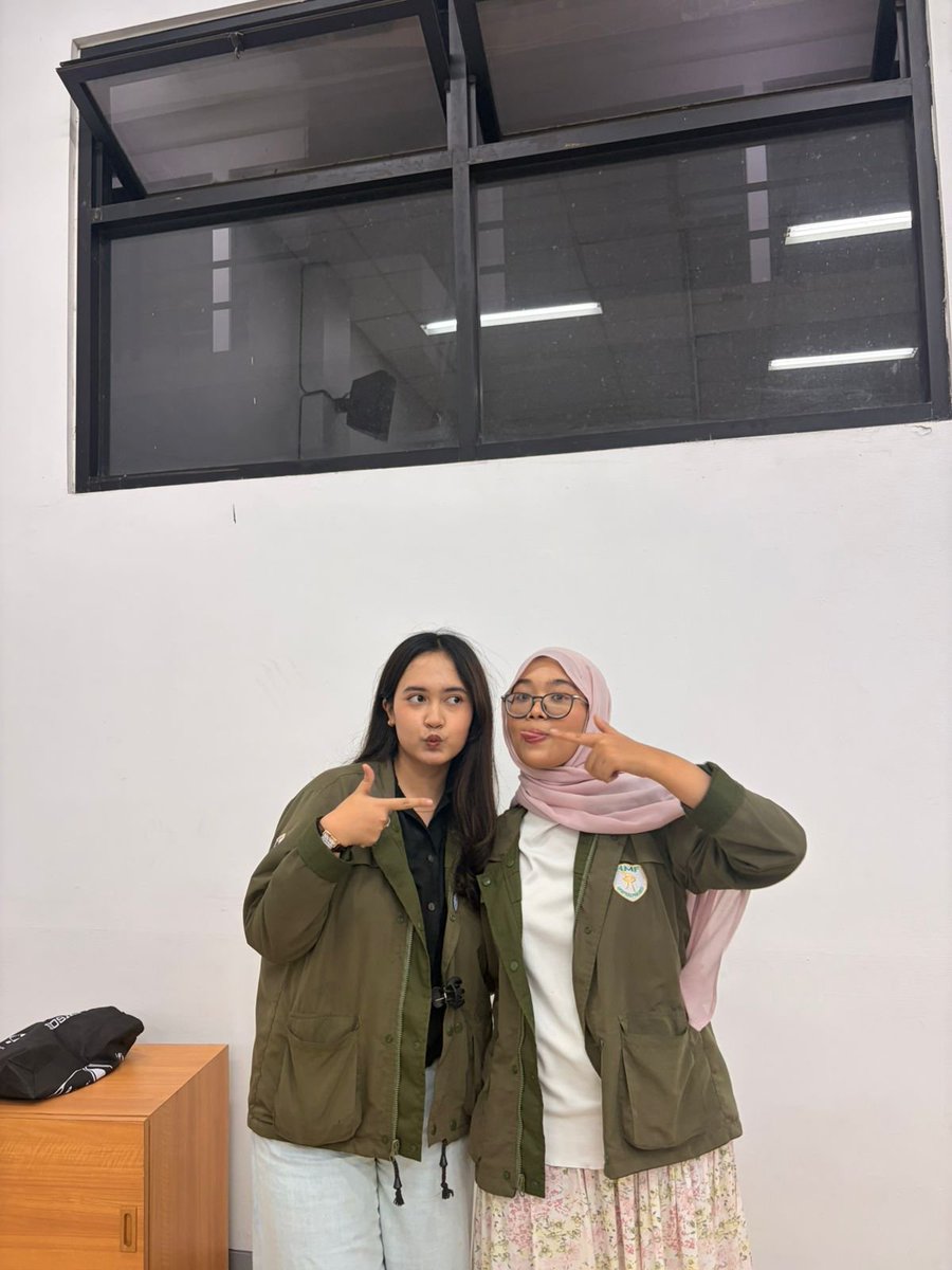 sal bukan priadi 👩‍🔬📚💥 tweet media