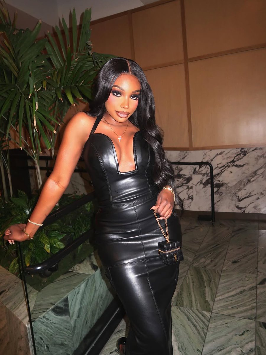 Mils 🤍 tweet media