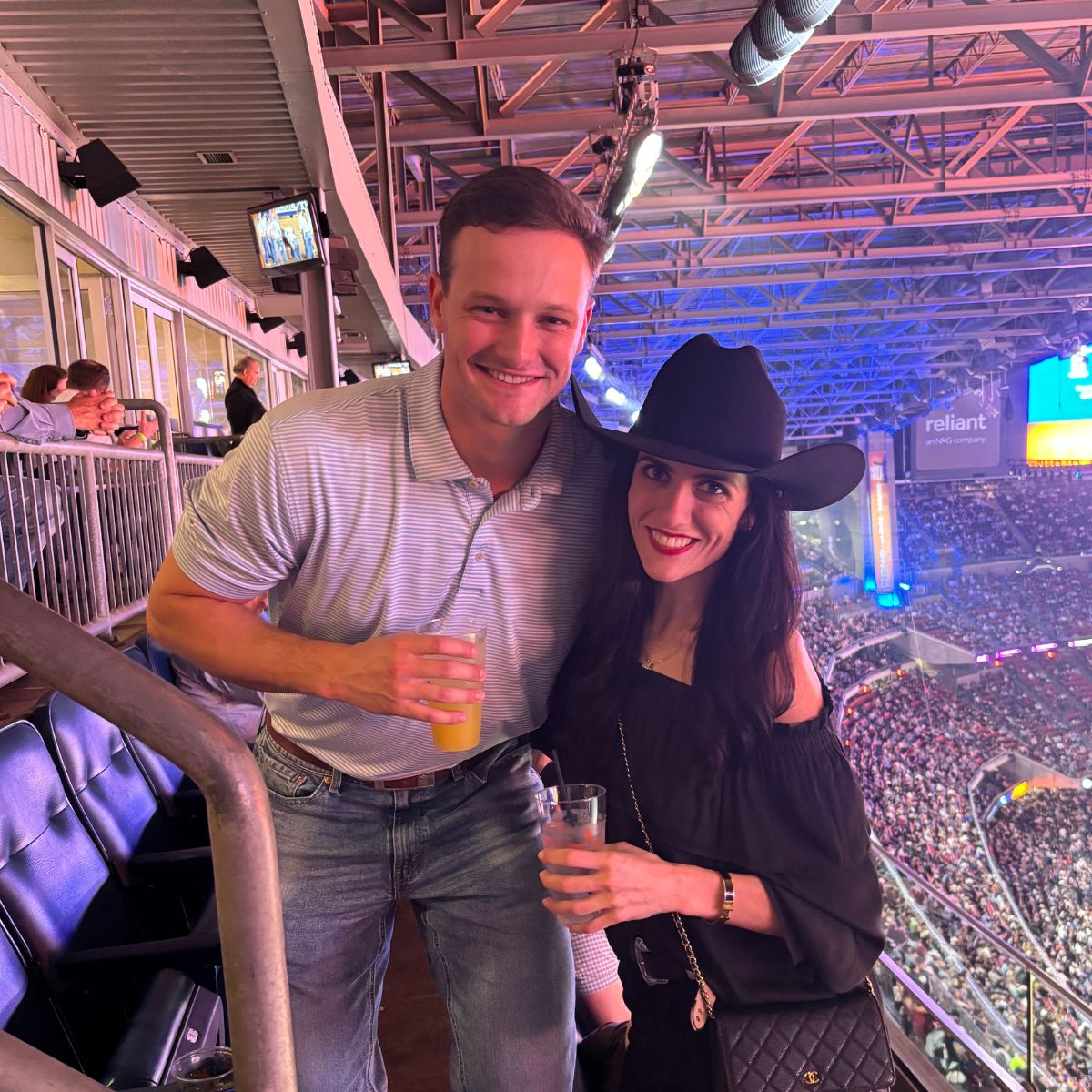 AXIS (AXIS Capital) tweet media