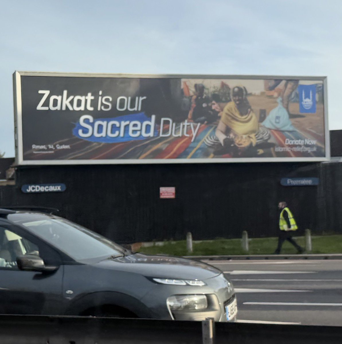 Laurence Fox tweet media