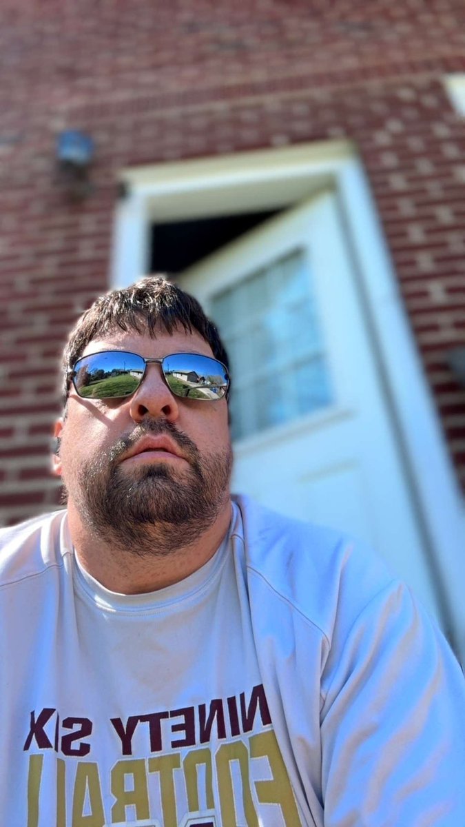 Jeff Hewett tweet media