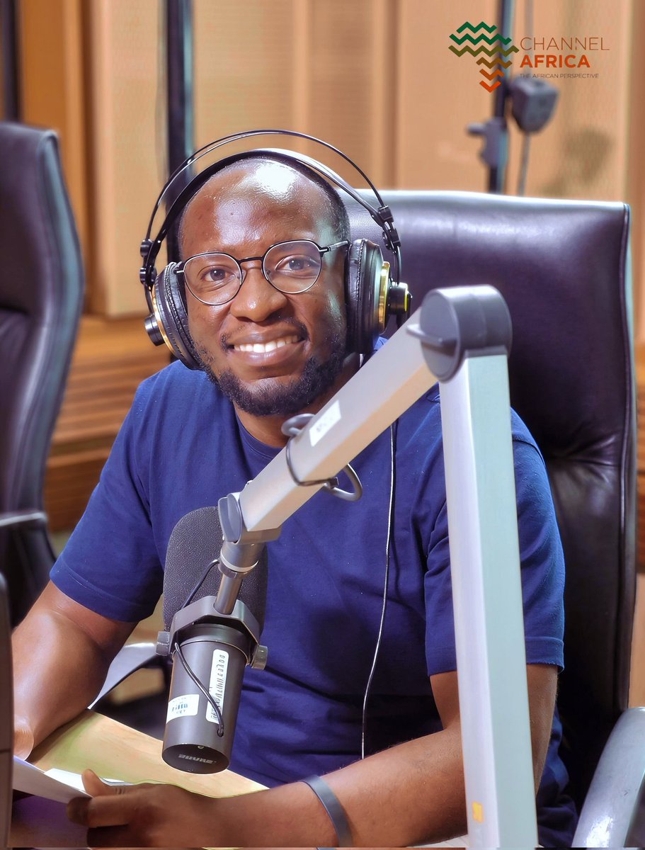 [No Ar] 
Sintonize o #Caleidoscopio nas noites de dias úteis para acompanhar o mais recente boletim de notícias apresentado por João Yabala (<a href="/JPtheMotivator/">João Yabala</a>).

#ChannelAfrica 
<a href="/PCaleidoscopio/">ChannelAfricaPort</a>