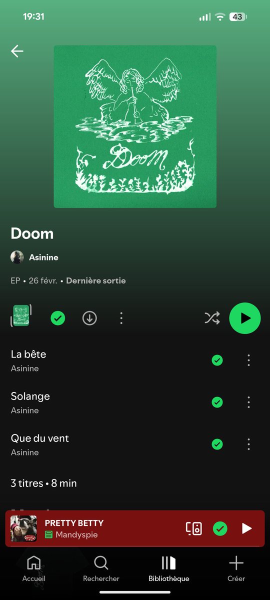 PtiPrince7's tweet photo. Actuellement les deux EP qui me matrix de fou allez écouter pitié. https://t.co/AkwI9J5Ar4