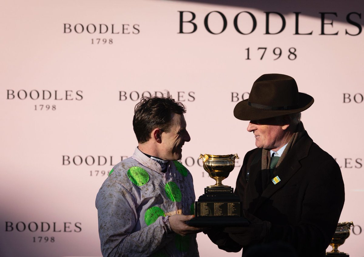 Horse Racing Ireland tweet media