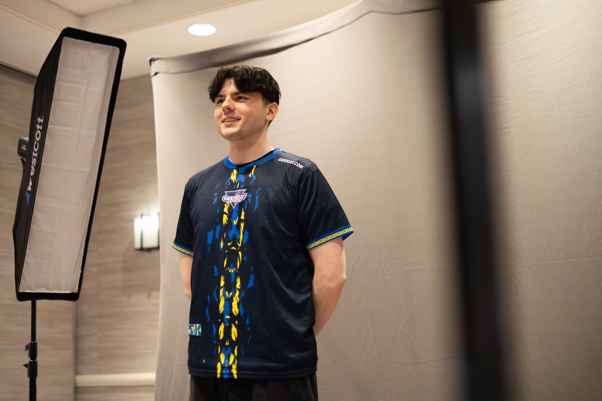 GeekayRL tweet media