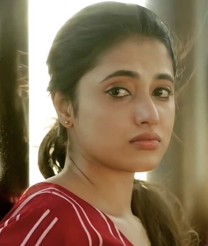 MrbrokenBoy7's tweet image. Priyanka Darling 😘