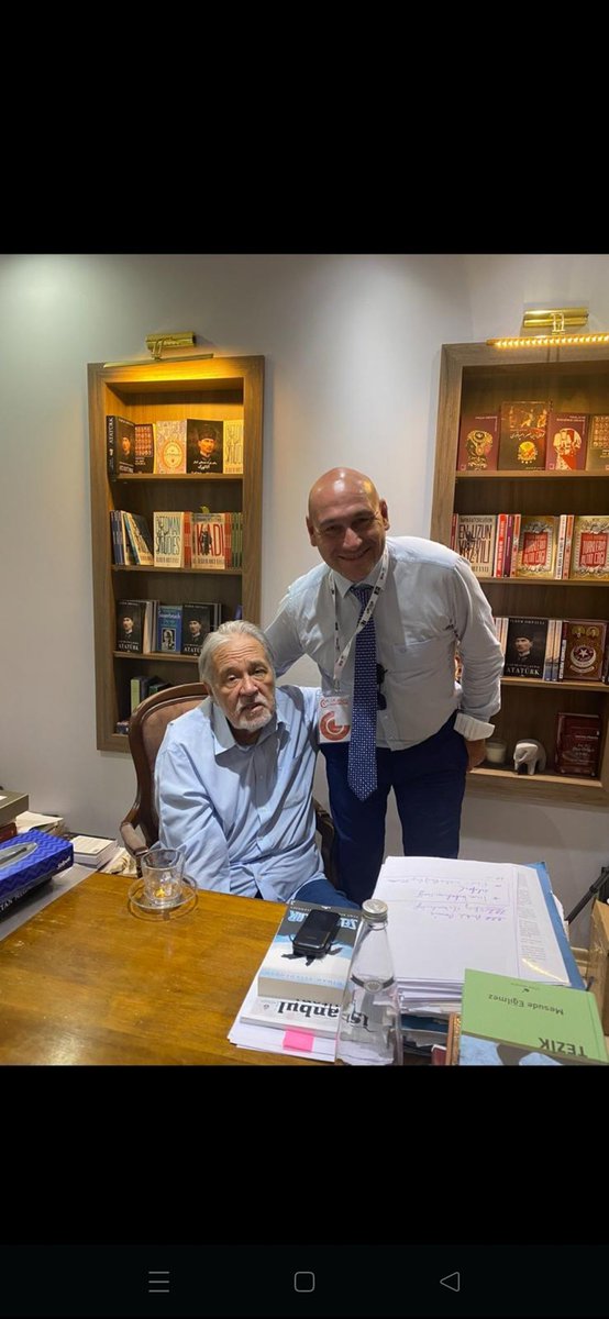 AkhisarTB's tweet photo. Dünyanın saygın tarihçilerinden Prof. Dr. İlber Ortaylı’nın vefatını derin bir üzüntüyle öğrendik. Zeytin ağacını köklü sembollerden biri olarak anlatan Ortaylı’nın Akhisar’a ve kültürüne duyduğu ilgi hatırlanacaktır. Kendisine Allah’tan rahmet ailesine başsağlığı diliyoruz. https://t.co/oOgS6DZ5Pi