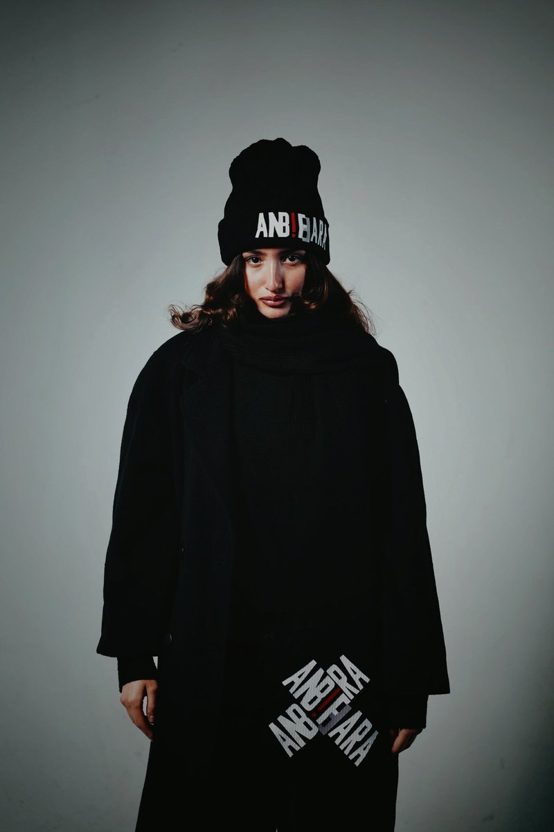 AnBiFara tweet media