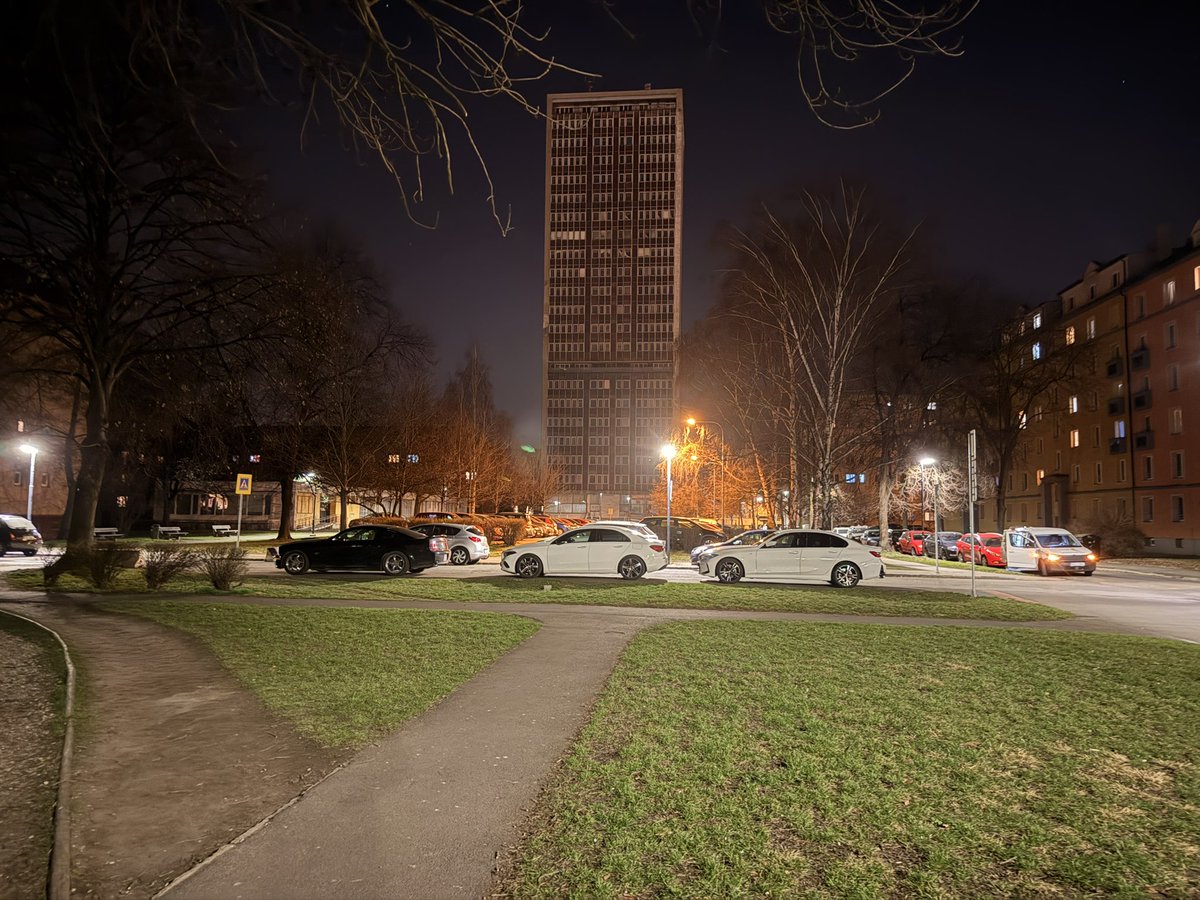 Lukáš Bizoň tweet media