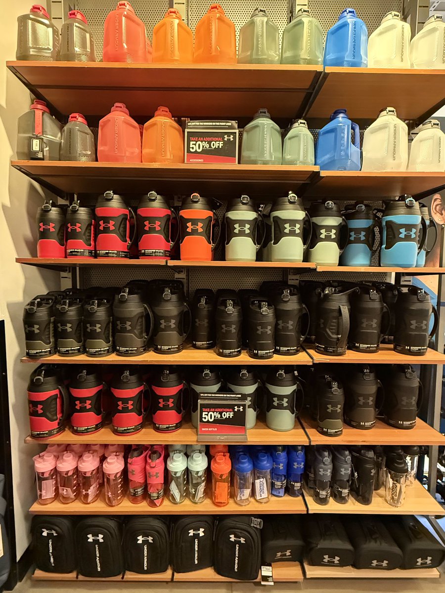 OutletGburg's tweet image. 🔥 Huge Deals Happening Now at Under Armour Gettysburg🔥

🗓️Offers are valid 3/13/26 - 3/18/26

#gettysburgoutlets #gettysburg #activewear #footwear #sale