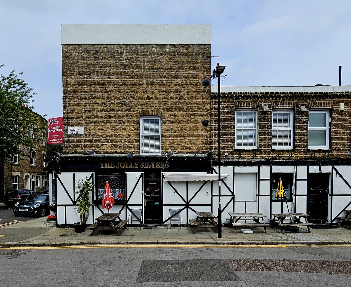 Chelsea Dan tweet media