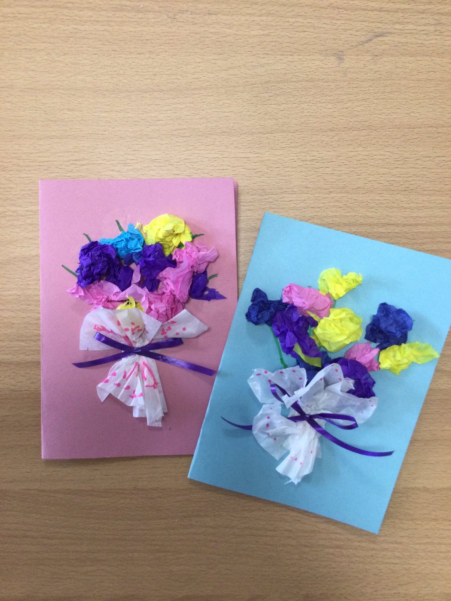 ❤️🌈☀️ EYFS drew portraits of their Mums. At the end of the day the parents loved guessing who was who.  🌈☀️❤️