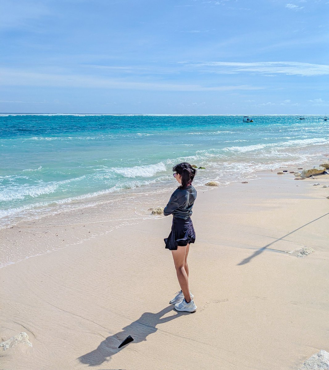 L's visual diary tweet media