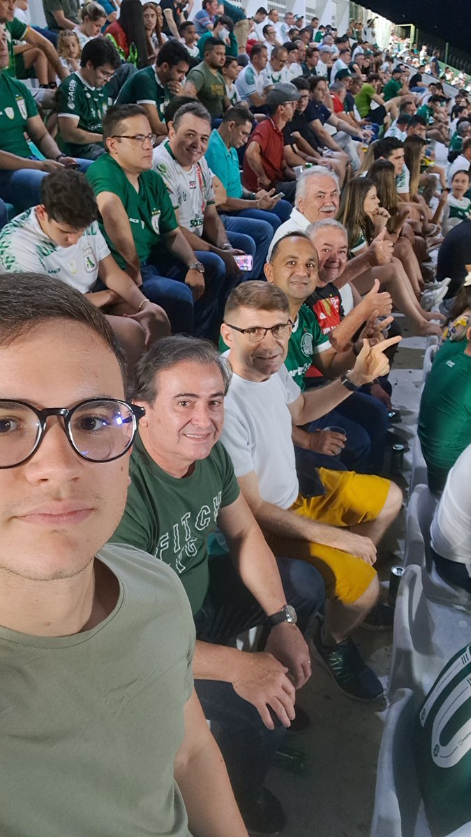 __WesLey______'s tweet photo. Jogo em sousa! Turma boa. https://t.co/6DRmsb7Qag