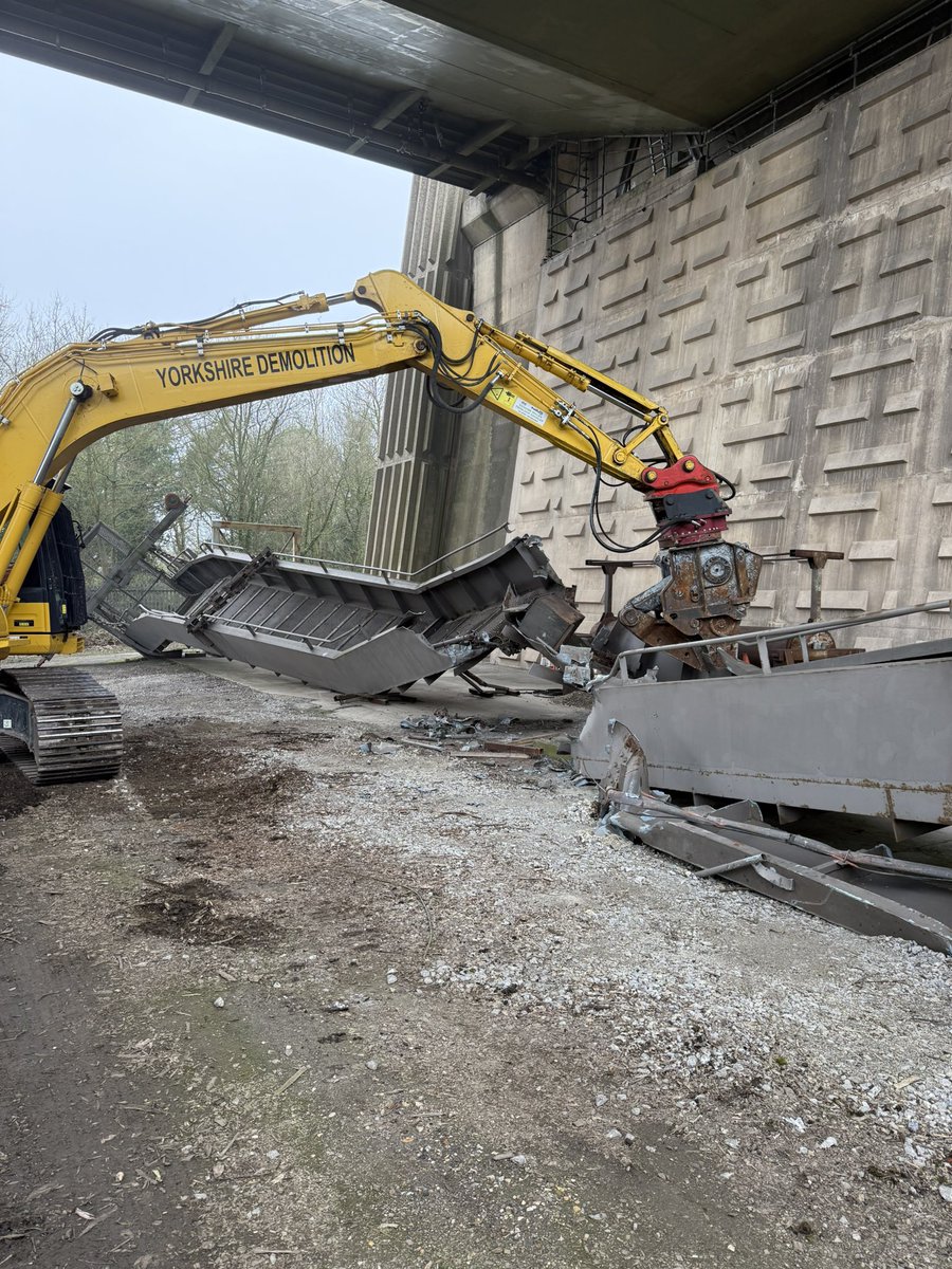 Yorkshire Demolition tweet media