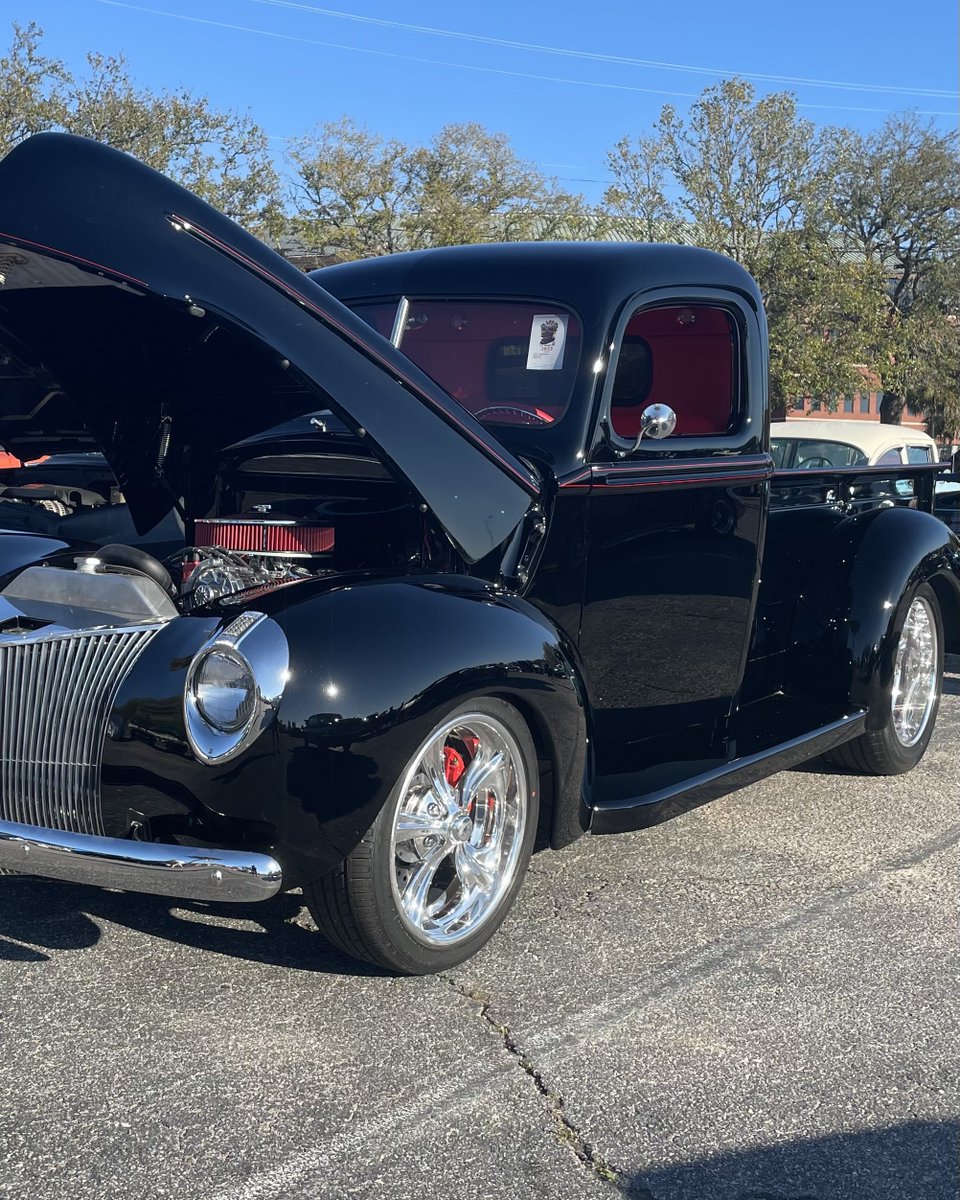 Rogero48's tweet image. #BlackFriday