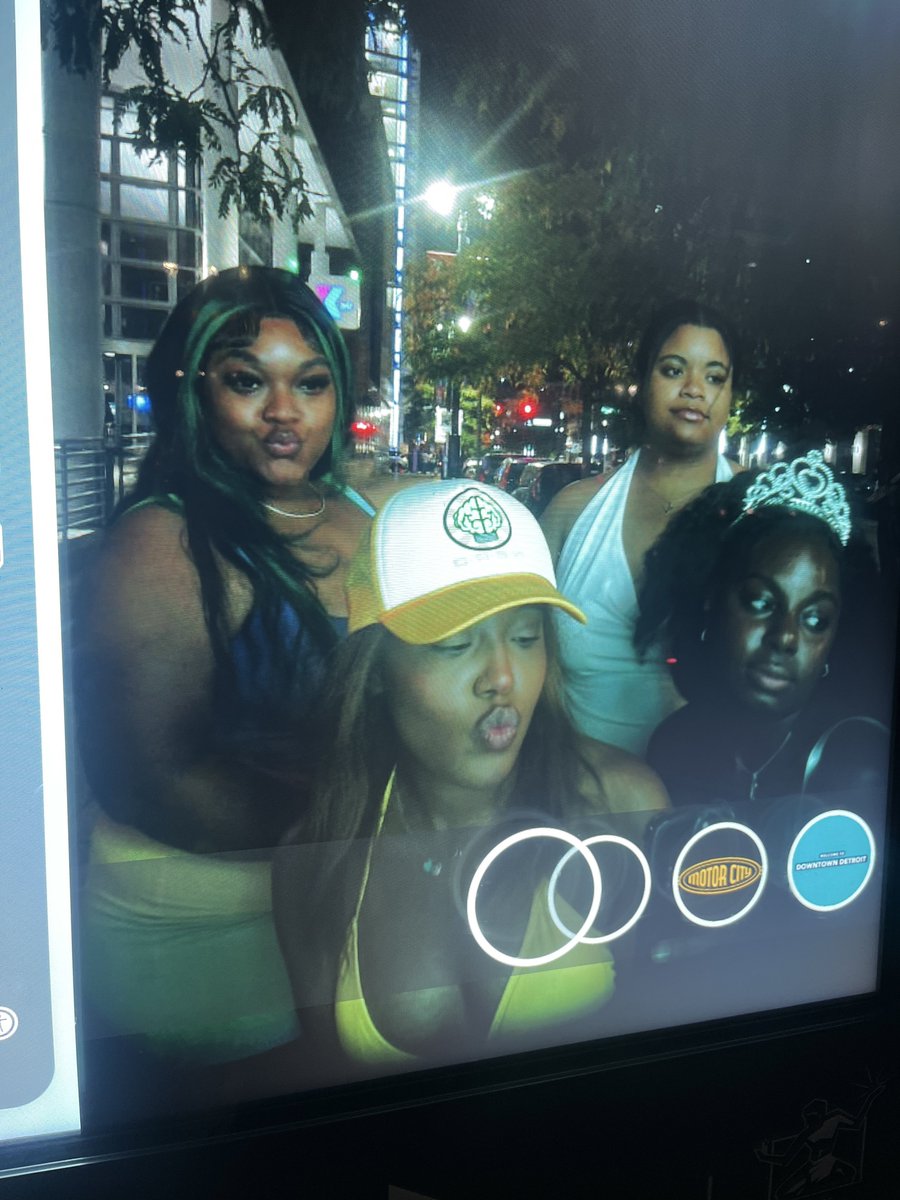 happy 313 from thee detroit hottie herself 🤎