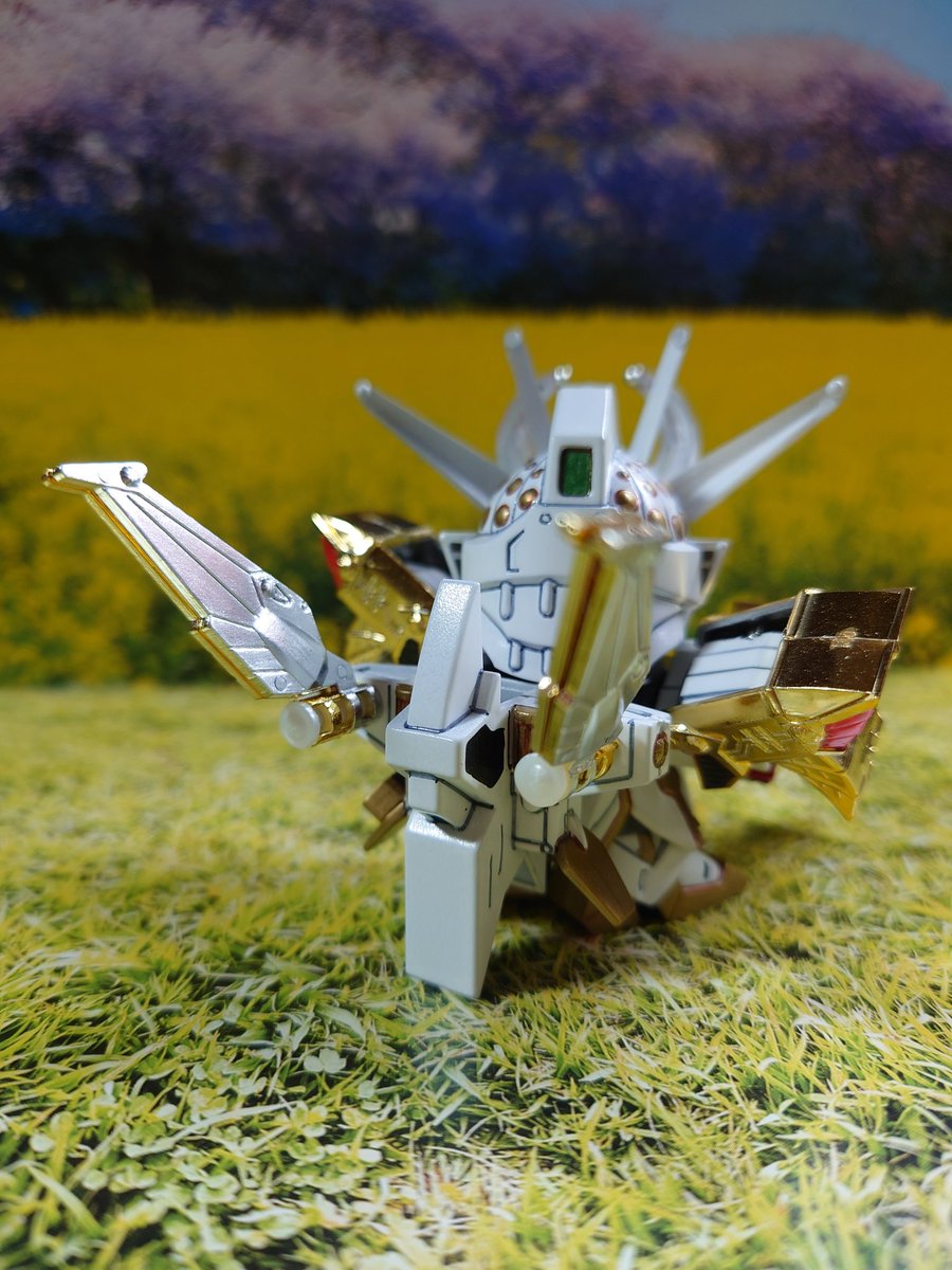 むむむ tweet media