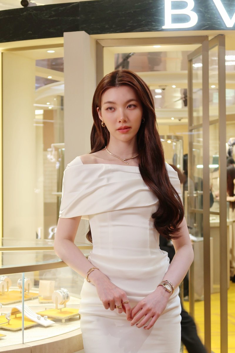 LingOrm CH3 Official tweet media