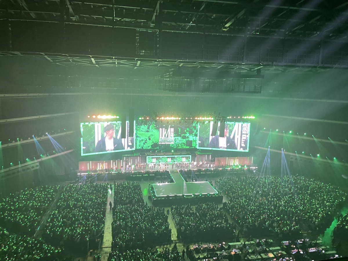 コバ'S tweet media