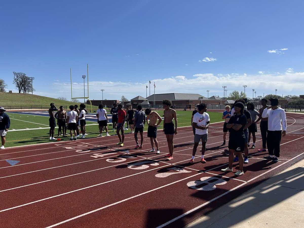 Denton Ryan Boys Track tweet media