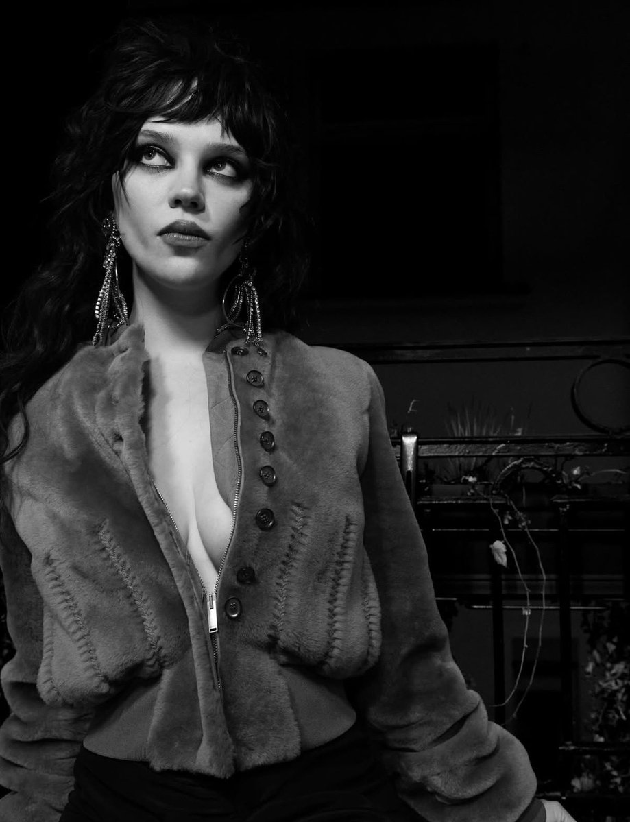 izzy 🂽 tweet media