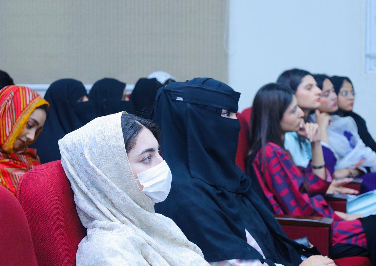 Accountability Lab Pakistan tweet media