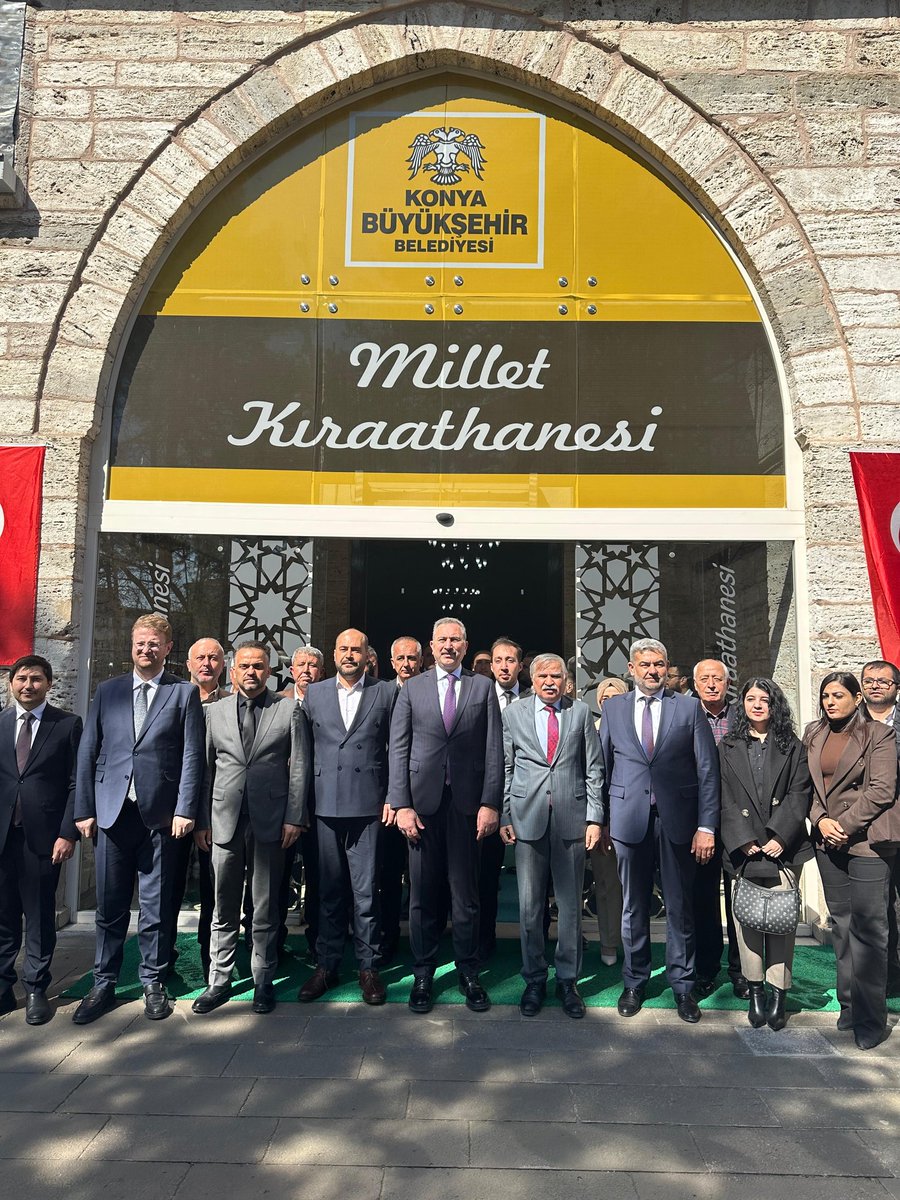 abdulhamitgul's tweet photo. Mimar Sinan’ın zarif eseri Rüstempaşa Kervansarayı’nın manevi ikliminden geçip, Konya Büyükşehir Belediyemizin gençlerimiz için bir ilim yuvasına dönüştürdüğü Millet Kıraathanesi’nde gençlerimize selam verdik. Derslerinde ve çalışmalarında başarılar diledik.

📍Ereğli https://t.co/QsEt5hjT3n