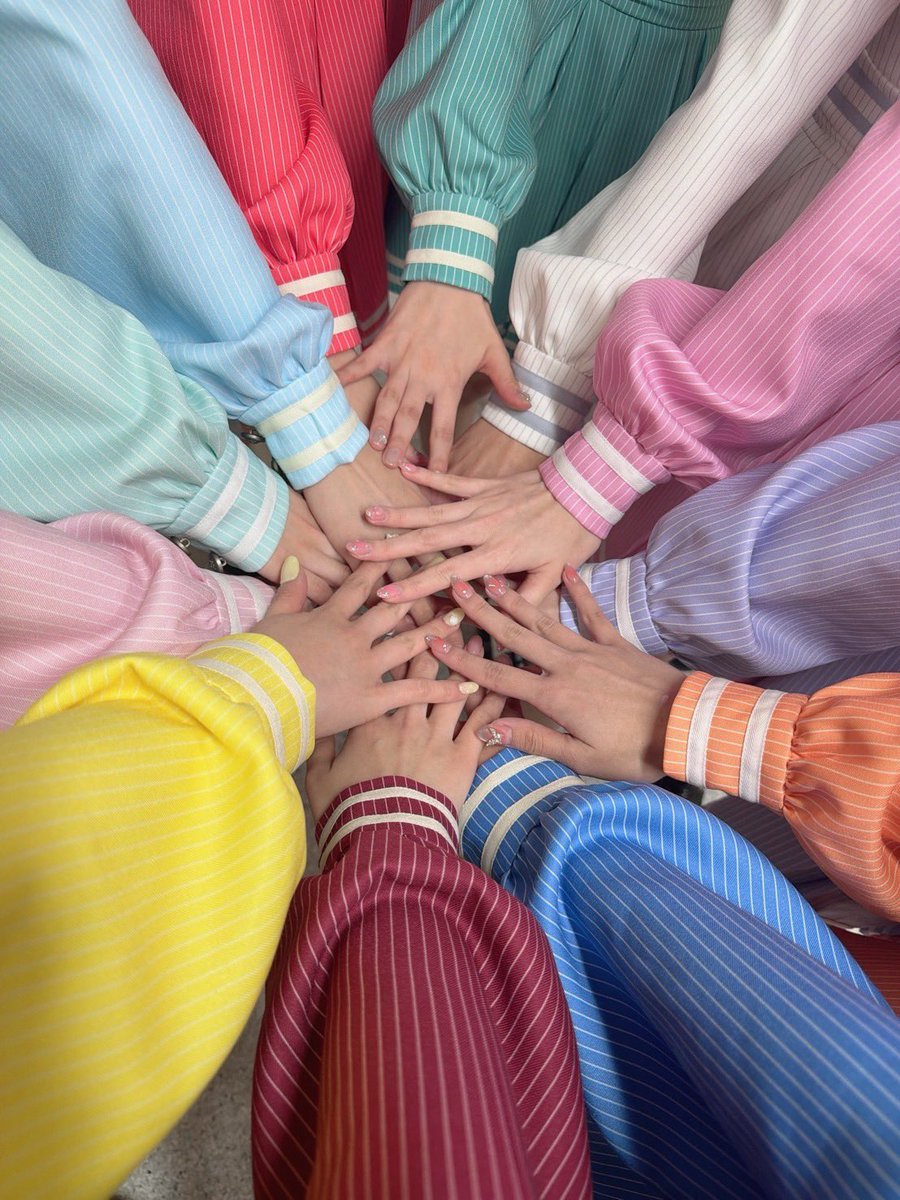 #ニアジョイ4周年コンサート ありがとうございました！！

夢の武道館本当に楽しくて幸せであっという間でした！
どこを見てもペンライトが光ってて本当に一生忘れられないです…！
5周年ももっと皆と最高の景色をいっぱい見たい！大きいステージに連れて行く！これから先もずっとよろしくね！