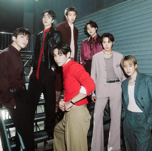 About Music tweet media