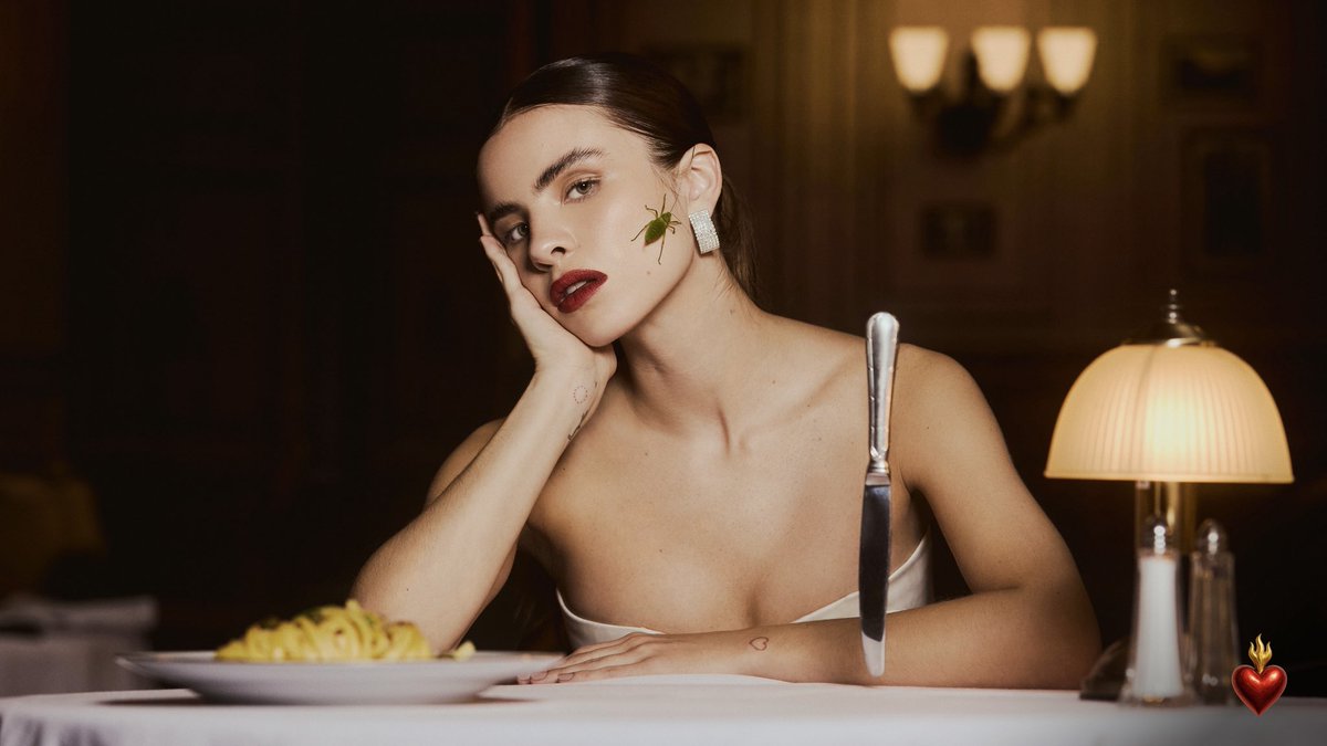 Central Giulia Be tweet media