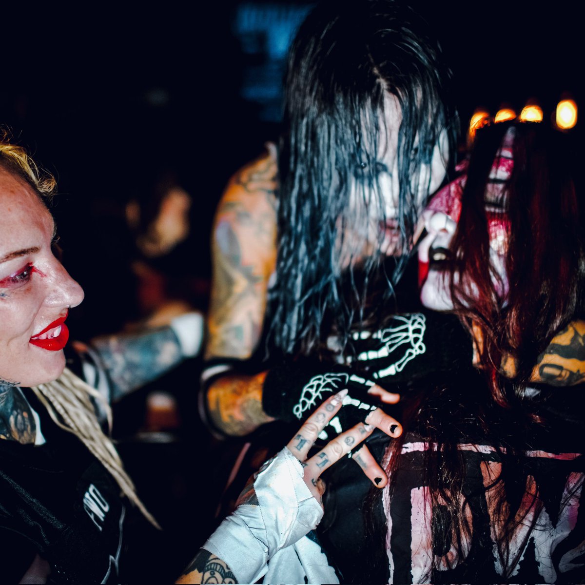 s ü y ü n g tweet media