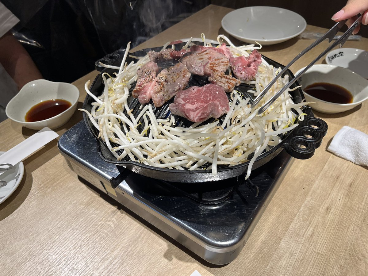 るみるみるみーな tweet media