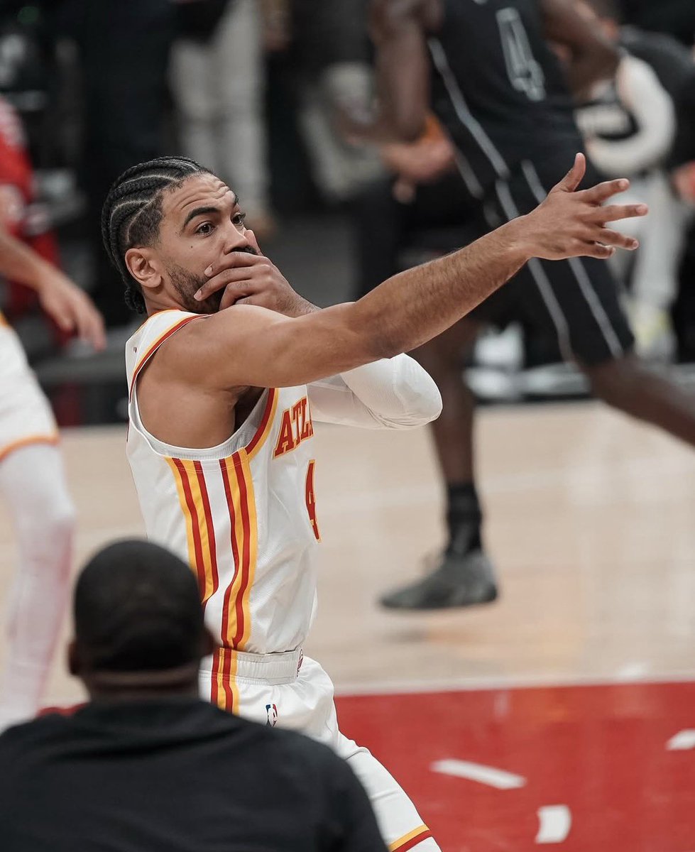 Lane 😶‍🌫️ tweet media