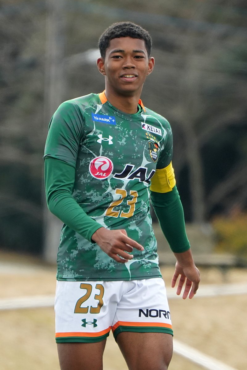 青森山田高校のキャプテンは三國ケースマンエブスくん、そうケネディの
