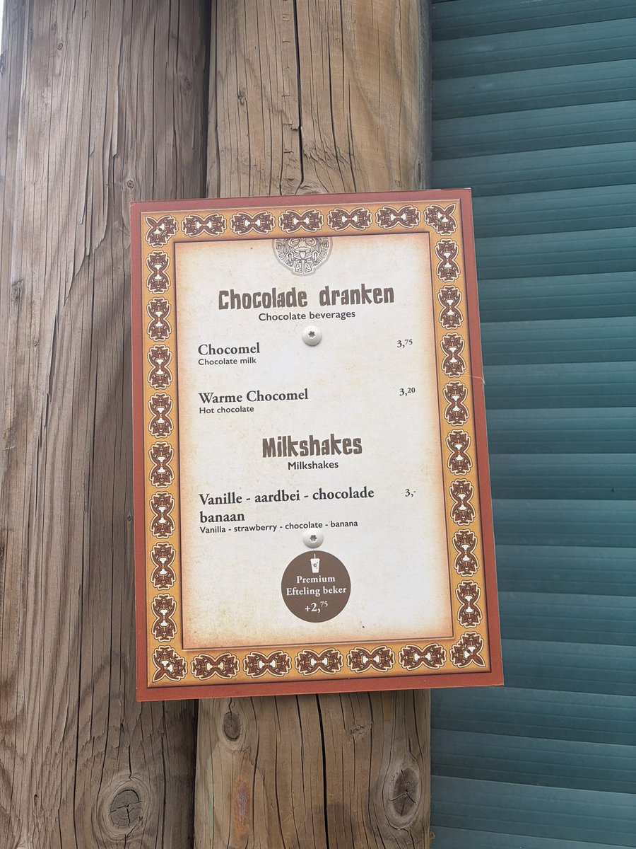 Ze gaan binnenkort ook chocolade dranken en milkshakes verkopen bij de pirana bar
#Efteling #Pirana #PiranaBar