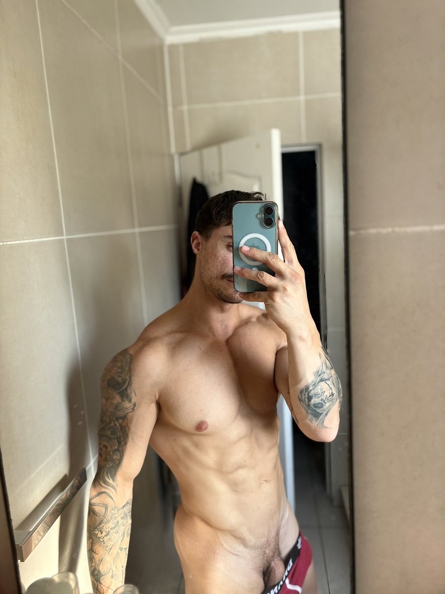 Aesthetic__Pro tweet media