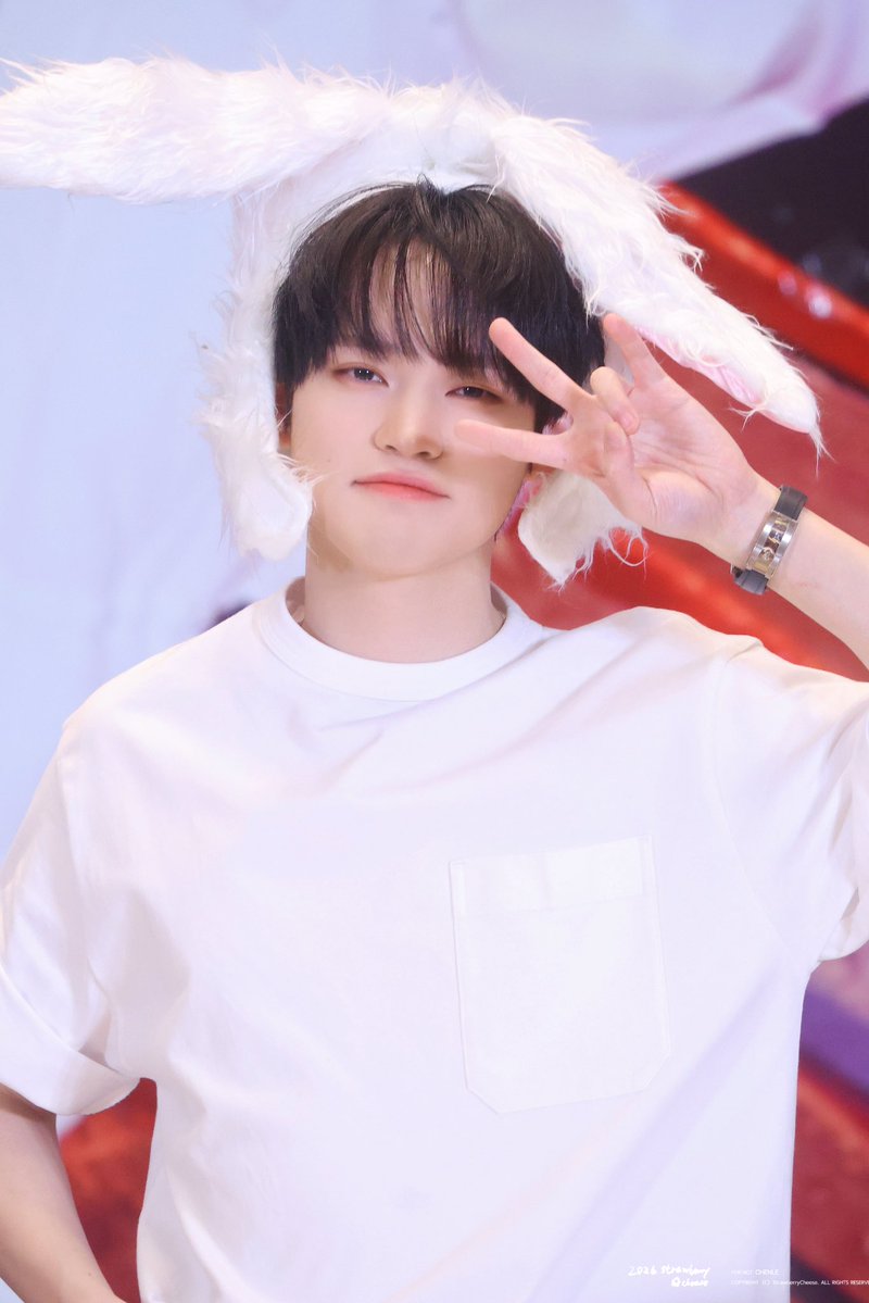 Strawberry_CL_'s tweet image. 260313 🐰
#천러 #辰乐  #CHENLE #NCTDREAM