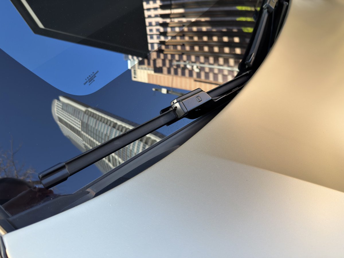 DavidMoss's tweet image. Closer Look Of Finer Details Of Tesla Cybercab