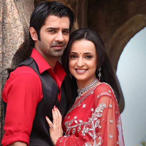 cybermirag57747's tweet photo. Choose one 
Krpkab        Or             Ipkknd https://t.co/nvMvtkHe5x