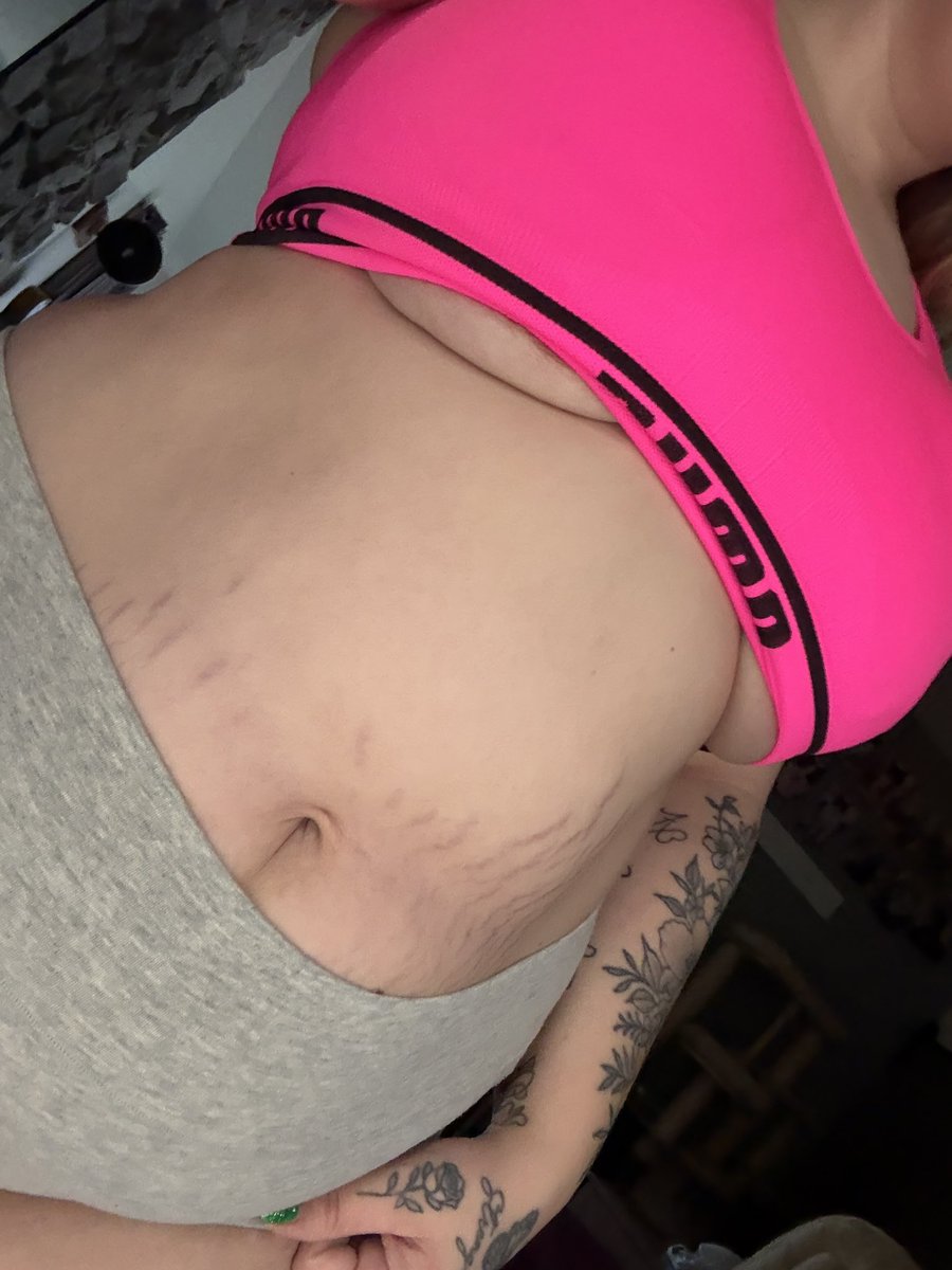 Katie😻 tweet media