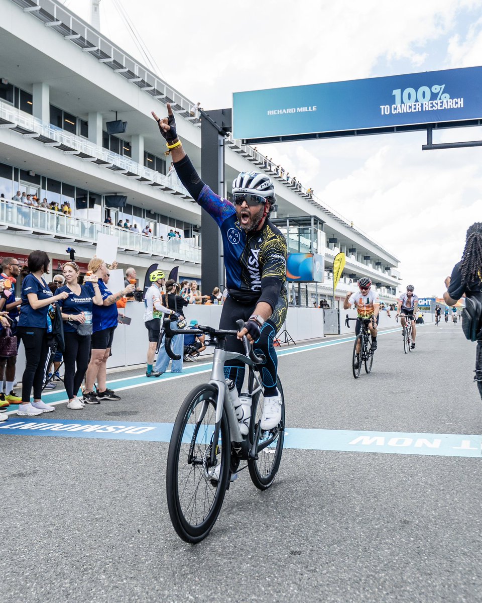 Dolphins Cancer Challenge tweet media