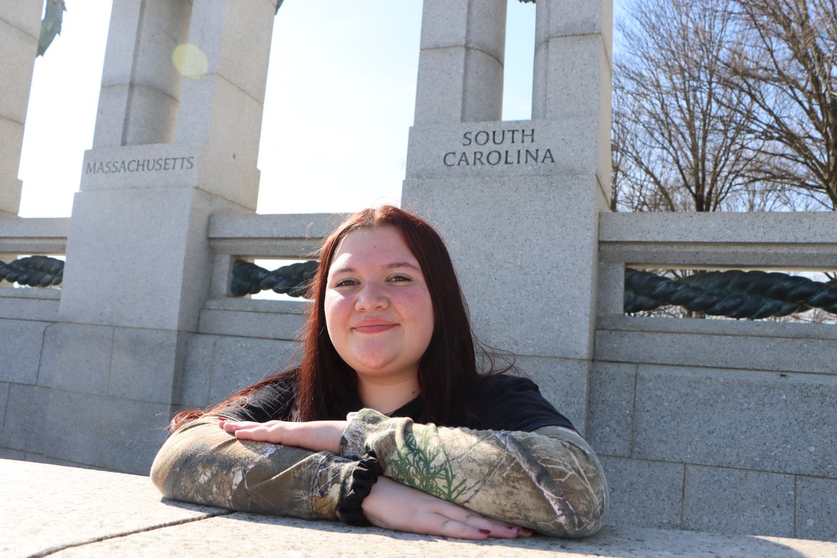 Close Up Washington tweet media