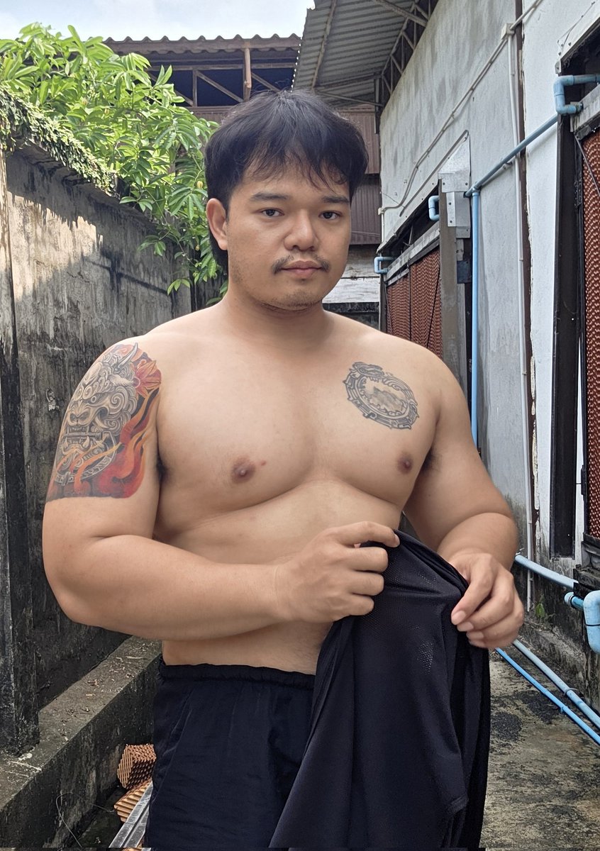หมีป่า tweet media