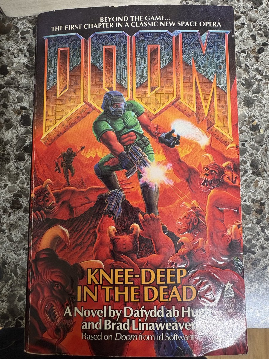 GeorgeKingLit's tweet photo. My wife says I have to stop buying so many books. 📚 it’s become a problem since I was laid off.  But who could resist a couple more first editions 🧵

#ConstantReader #horror #doom #Dune https://t.co/yWVKw8BMBU