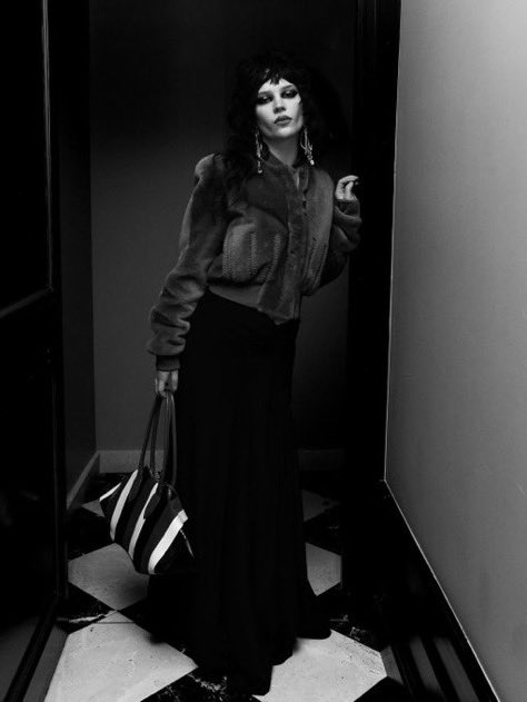 Daily Sophie Thatcher tweet media