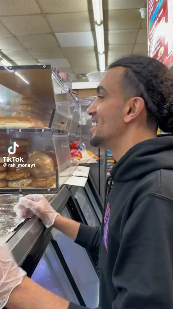 Dixon Butts tweet media