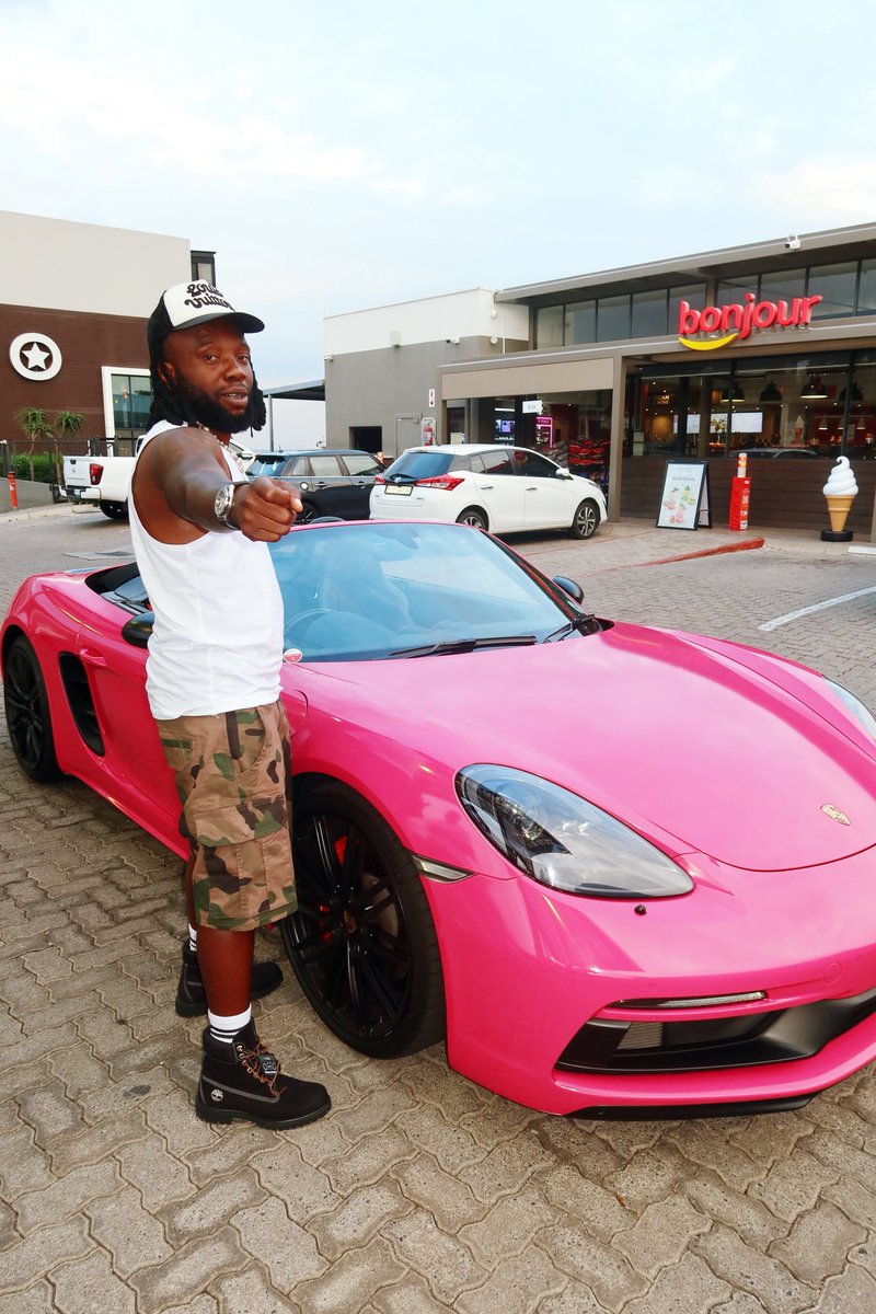 ozzeeworld's tweet photo. New music loading SOM on the way https://t.co/3f7yAU0M4L