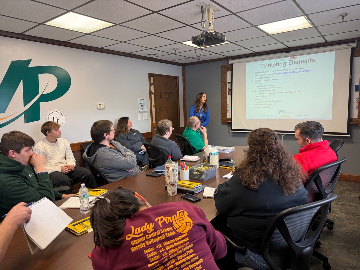 VikingPlastics's tweet image. Another Viking Academy session!

💼 Finance &amp;amp; HR – Beth [Controller] on roles &amp;amp; responsibilities
📣 Marketing – Shana [Marketing Manager] on marketing’s elements &amp;amp; impact
📖 1% Solution + Culture – learning &amp;amp; growing together

Closer to graduation! 🎓

#VikingAcademy #TeamGrowth